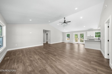 ? New Construction in Lake Tansi - Modern Comfort on 2 Lots! ?
 on Lake Tansi Village Country Club in Tennessee - for sale on GolfHomes.com, golf home, golf lot