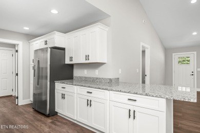 ? New Construction in Lake Tansi - Modern Comfort on 2 Lots! ?
 on Lake Tansi Village Country Club in Tennessee - for sale on GolfHomes.com, golf home, golf lot