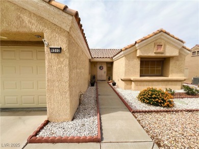 Well-maintained 2-bedroom, 2-bath home in the 55+ community of on Highland Falls Golf Club in Nevada - for sale on GolfHomes.com, golf home, golf lot