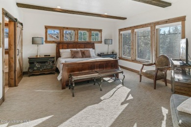 SPECTACULAR AND PRIVATE RETREAT SETTING AMONGST THE TREES IN on Hayden Lake Country Club in Idaho - for sale on GolfHomes.com, golf home, golf lot