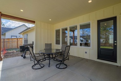 Rare single-level living on nearly an acre inside the city on Grants Pass Golf Club in Oregon - for sale on GolfHomes.com, golf home, golf lot