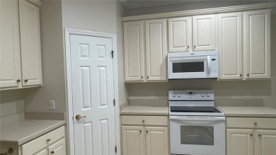 Welcome to your resort-style oasis in the heart of a 55+ adult on Stonegate Golf Club in Florida - for sale on GolfHomes.com, golf home, golf lot