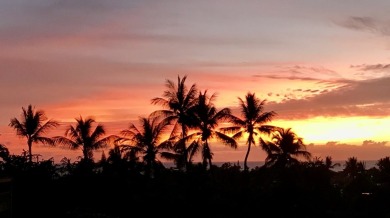 Enjoy island living in this thoughtfully updated 2-bedroom on Kona Country Club Golf Course in Hawaii - for sale on GolfHomes.com, golf home, golf lot