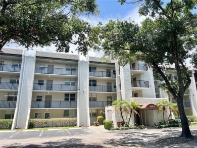 Absolutely beautifully remodeled 2 bedroom/2 bath condo located on Pine Island Ridge Country Club in Florida - for sale on GolfHomes.com, golf home, golf lot