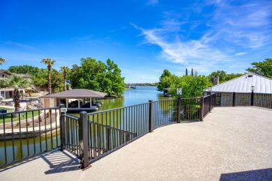 Wonderful lake home set up perfectly for family & friends. A 4/4 on Slick Rock Golf Course - Horseshoe Bay in Texas - for sale on GolfHomes.com, golf home, golf lot