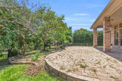 Gorgeous 2 bedroom home with multiple living areas and a on Heritage Ranch Golf and Country Club in Texas - for sale on GolfHomes.com, golf home, golf lot