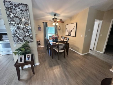 UPDATED HOME AT FOUR LAKES - 3BED - 2 BATH ON GOLF COURSE - $139 on Four Lakes Golf Club in Florida - for sale on GolfHomes.com, golf home, golf lot