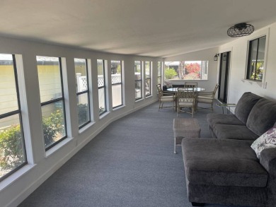 TIRED OF SNOW, ICE AND COLD. MIGHT WANT TO START THINKING ABOUT on Lake Fairways Country Club in Florida - for sale on GolfHomes.com, golf home, golf lot