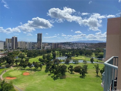 New listing!  Freshly painted, upgraded top floor 2 bedroom, 2 on Honolulu Country Club in Hawaii - for sale on GolfHomes.com, golf home, golf lot