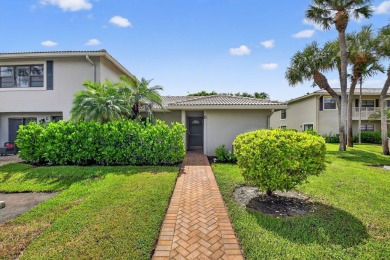 Move-In Ready Villa in Hunters Run!Step into your dream home in on Hunters Run Golf and Country Club in Florida - for sale on GolfHomes.com, golf home, golf lot