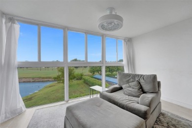 Bright and upgraded 2-bedroom 2-bath condo in a 55+ community on Oriole Golf and Tennis Club in Florida - for sale on GolfHomes.com, golf home, golf lot