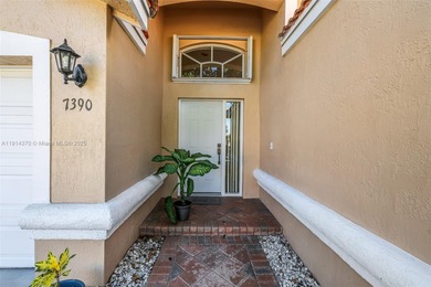 Welcome to this bright and inviting 3BR/2BA home in the on Westchester Golf and Country Club in Florida - for sale on GolfHomes.com, golf home, golf lot