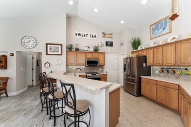 GOLFERS AND WATER ENTHUSIAST PEACEFUL RETREAT. This spacious on Rainbow Springs Golf and Country Club in Florida - for sale on GolfHomes.com, golf home, golf lot