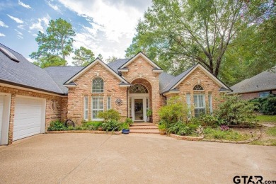This beautiful custom built home in Hide Away Lake has it all! on Hide-A-Way Lake Golf Course in Texas - for sale on GolfHomes.com, golf home, golf lot
