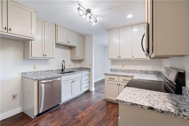 Preferred lender offering up to $2,000 in credits for qualified on Bella Vista Country Club and Golf Course in Arkansas - for sale on GolfHomes.com, golf home, golf lot