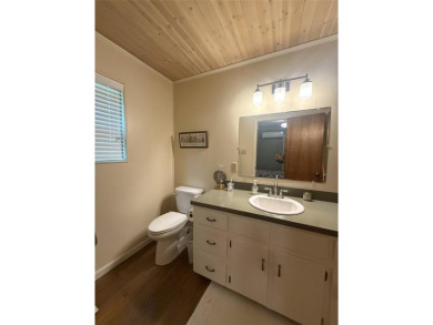 Wonderful lake front home in the piney woods of East Texas on Pine Dunes Golf Course in Texas - for sale on GolfHomes.com, golf home, golf lot
