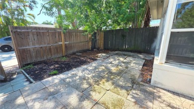 Vintage modern duplex with mirrored 2 bedrooms and 2 baths on on The Renaisssance Vinoy Golf Club in Florida - for sale on GolfHomes.com, golf home, golf lot