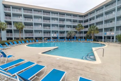 Uncover paradise in this stunning top-floor end unit on Hilton on Palmetto Dunes Golf Course and Resort in South Carolina - for sale on GolfHomes.com, golf home, golf lot