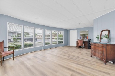Spacious  Inviting Corner Lot Home in Palm Hill Country Club - on Palm Hill Golf Club in Florida - for sale on GolfHomes.com, golf home, golf lot