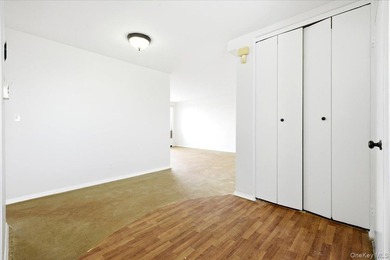 It's all about the views at The Forest View Crescent. The unit on Forest Park Golf Course in New York - for sale on GolfHomes.com, golf home, golf lot