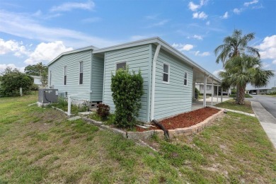 Spacious  Inviting Corner Lot Home in Palm Hill Country Club - on Palm Hill Golf Club in Florida - for sale on GolfHomes.com, golf home, golf lot