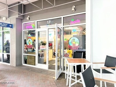 Laketown Wharf #431, a beautifully furnished 3-bedroom, 2-bath on Signal Hill Golf Course, Inc. in Florida - for sale on GolfHomes.com, golf home, golf lot