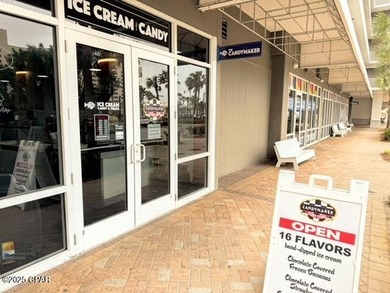 Laketown Wharf #431, a beautifully furnished 3-bedroom, 2-bath on Signal Hill Golf Course, Inc. in Florida - for sale on GolfHomes.com, golf home, golf lot