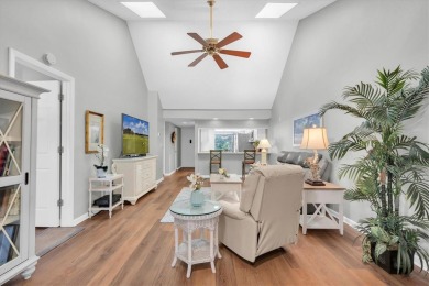 Exquisite 2-Bedroom Villa in the Heart of Seven Springs Golf on Seven Springs Golf and Country Club in Florida - for sale on GolfHomes.com, golf home, golf lot
