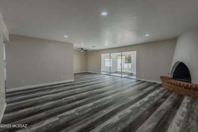 Stunning, completely remodeled townhome in the heart of Green on Country Club of Green Valley in Arizona - for sale on GolfHomes.com, golf home, golf lot