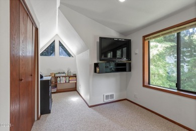 SALISHAN HILLS STUNNER!  Owners have invested over 194K in on Salishan Spa and Golf Resort in Oregon - for sale on GolfHomes.com, golf home, golf lot