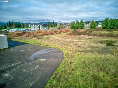 Investors! Opportunity in West Sutherlin!Located off I-5 with on Oak Hills Golf Club / Umpqua Golf Resort in Oregon - for sale on GolfHomes.com, golf home, golf lot