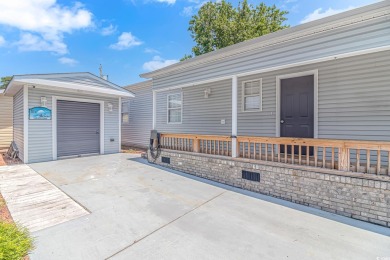 Do you want to live on VACATION full time or have a fabulous on Prestwick Country Club in South Carolina - for sale on GolfHomes.com, golf home, golf lot