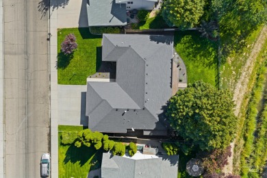 Nestled on the 14th fairway of Lakeview Golf Course, this on Lakeview Golf Club in Idaho - for sale on GolfHomes.com, golf home, golf lot