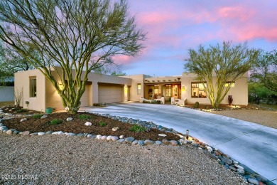 Beautiful custom residence situated in one of Tucson's most on Forty Niner Golf and Country Club in Arizona - for sale on GolfHomes.com, golf home, golf lot