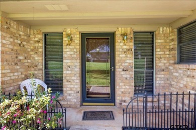 Discover the potential in this 3 bedroom, 2 bath home tucked on Hide-A-Way Lake Golf Course in Texas - for sale on GolfHomes.com, golf home, golf lot