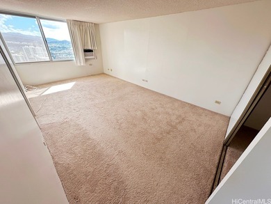 Perched on the 39th floor of Pearlridge Square, this rarely on Pearl Country Club in Hawaii - for sale on GolfHomes.com, golf home, golf lot