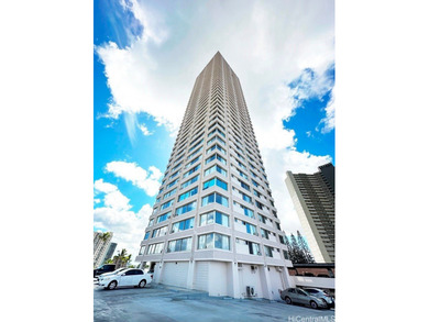 Perched on the 39th floor of Pearlridge Square, this rarely on Pearl Country Club in Hawaii - for sale on GolfHomes.com, golf home, golf lot