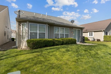 LOVELY JAMES MODEL * 2 BEDROOMS * 2 BATHROOMS * 1,389 SQ FT OF on Whisper Creek Golf Club in Illinois - for sale on GolfHomes.com, golf home, golf lot