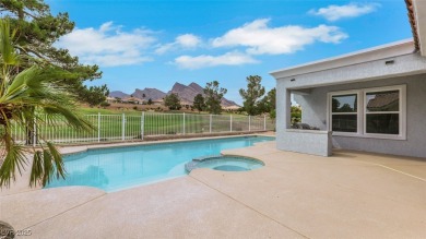 Absolutely stunning 3 bed/2 bath single story in Sun City on Highland Falls Golf Club in Nevada - for sale on GolfHomes.com, golf home, golf lot