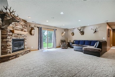 Well Maintaned rambler that shows pride of ownership. Amenities on Chisago Lakes Golf Course in Minnesota - for sale on GolfHomes.com, golf home, golf lot