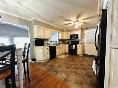This spacious one-level home features an attached 2 car garage on Washington Country Club in Indiana - for sale on GolfHomes.com, golf home, golf lot