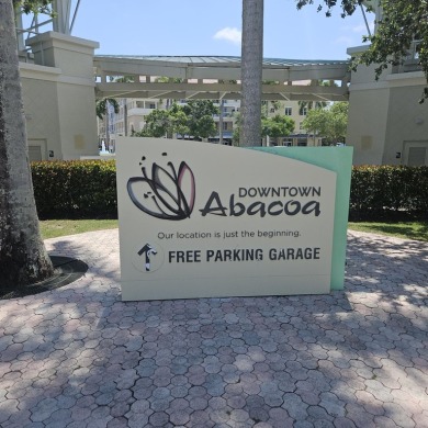 Beautiful single family home located in a NON HOA community. CBS on Abacoa Golf Club in Florida - for sale on GolfHomes.com, golf home, golf lot