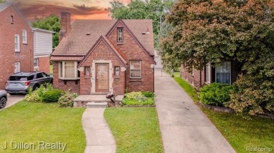 Welcome to 640 N Elizabeth St--charming, classic, and full of on Dearborn Country Club in Michigan - for sale on GolfHomes.com, golf home, golf lot