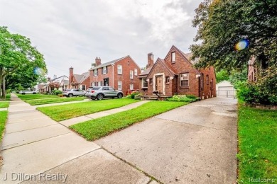 Welcome to 640 N Elizabeth St--charming, classic, and full of on Dearborn Country Club in Michigan - for sale on GolfHomes.com, golf home, golf lot