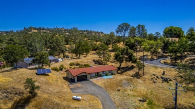 Move in ready home located in Yosemite Lakes Park with OWNED on Yosemite Lakes Park Golf Course in California - for sale on GolfHomes.com, golf home, golf lot