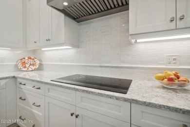 Wonderful large family home in desirable Jax Golf & CC on Jacksonville Golf and Country Club in Florida - for sale on GolfHomes.com, golf home, golf lot