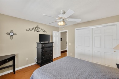 CHARMING TURNKEY with GOLF CART 2/2 COLONY Patio Villa, NEW ROOF on The Links of Spruce Creek in Florida - for sale on GolfHomes.com, golf home, golf lot