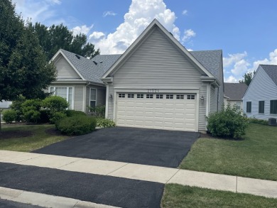 Corner lot, next to cul-de-sac, 2 BR, 2 BATH Seabrook Model on The Links at Carillon in Illinois - for sale on GolfHomes.com, golf home, golf lot