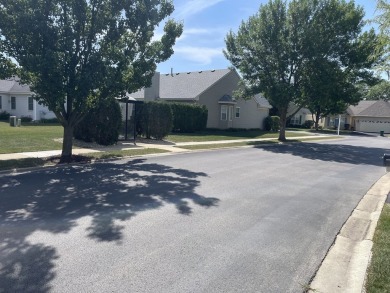 Corner lot, next to cul-de-sac, 2 BR, 2 BATH Seabrook Model on The Links at Carillon in Illinois - for sale on GolfHomes.com, golf home, golf lot