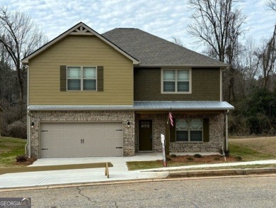 $17,500 in builder incentives to pay closing cost or buy your on Griffin Country Club in Georgia - for sale on GolfHomes.com, golf home, golf lot